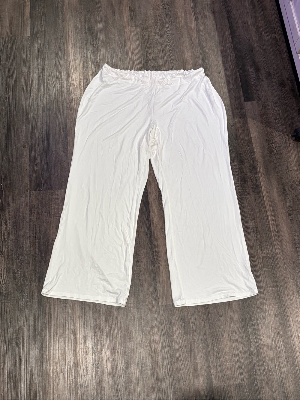 SKIMS White Wide-Leg Lounge Pants with Elastic Waist